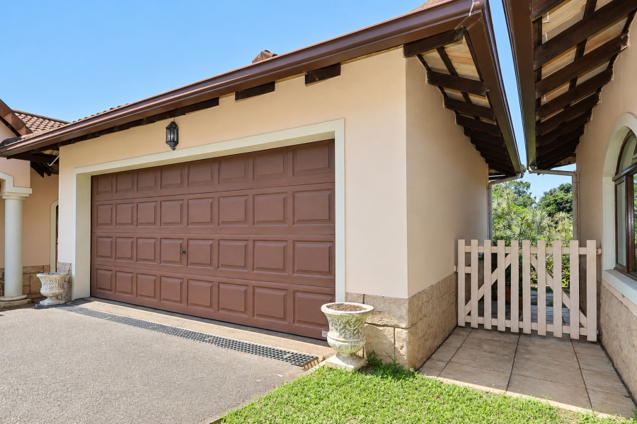 2 Bedroom Property for Sale in Waterfall KwaZulu-Natal