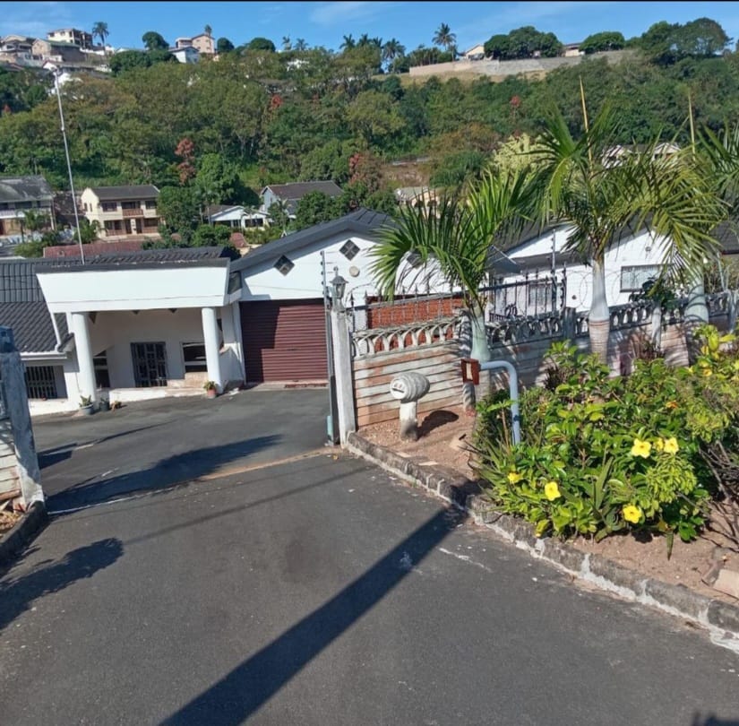 3 Bedroom Property for Sale in Silverglen KwaZulu-Natal