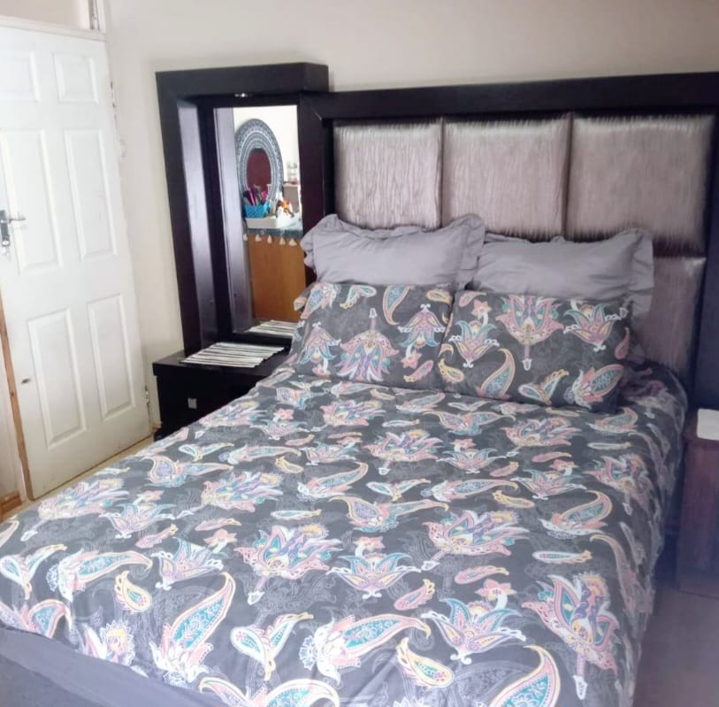 3 Bedroom Property for Sale in Silverglen KwaZulu-Natal