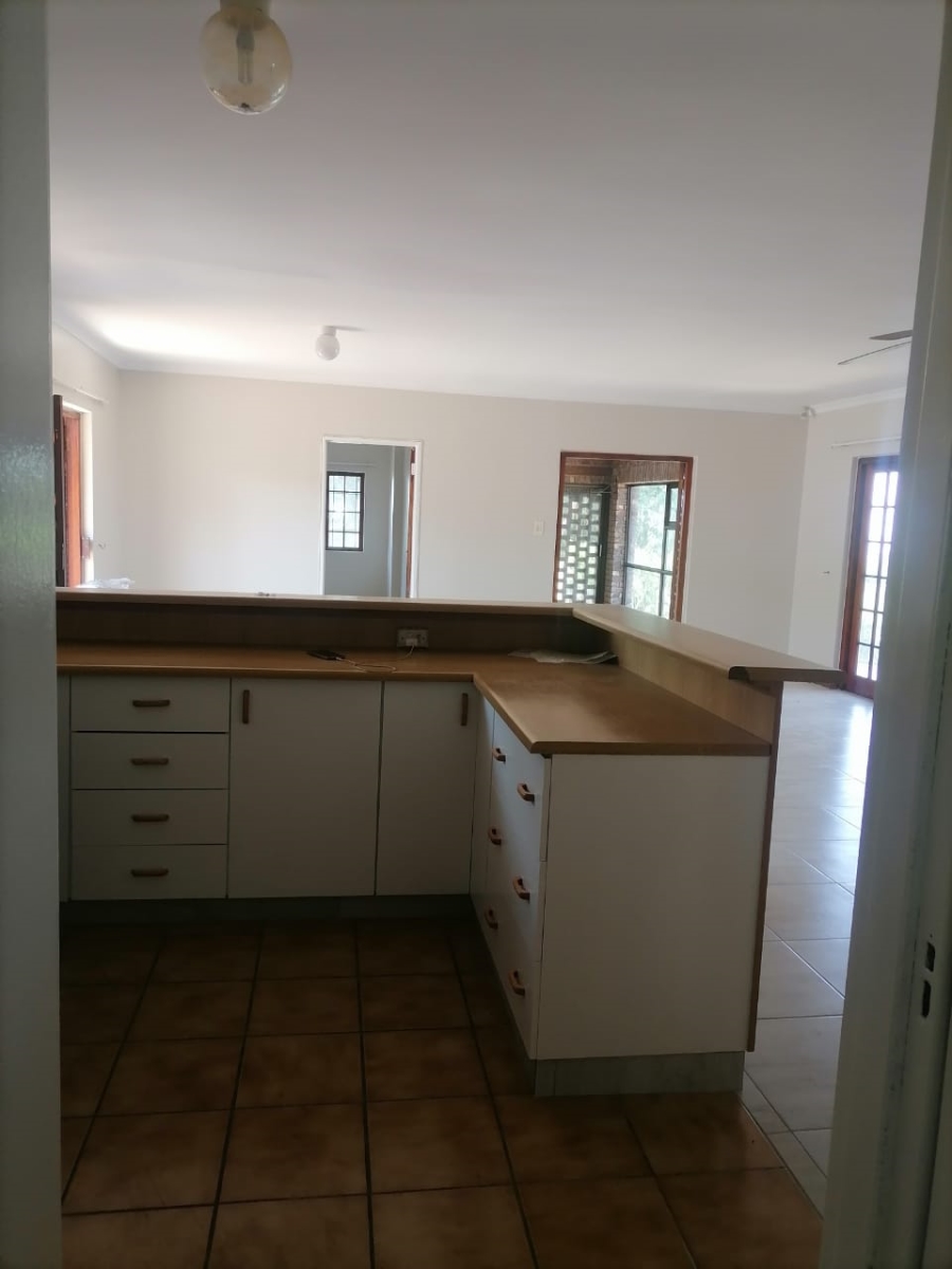 To Let 3 Bedroom Property for Rent in Dawncliffe KwaZulu-Natal