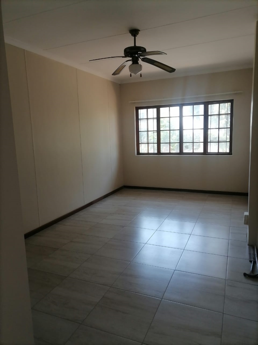To Let 3 Bedroom Property for Rent in Dawncliffe KwaZulu-Natal