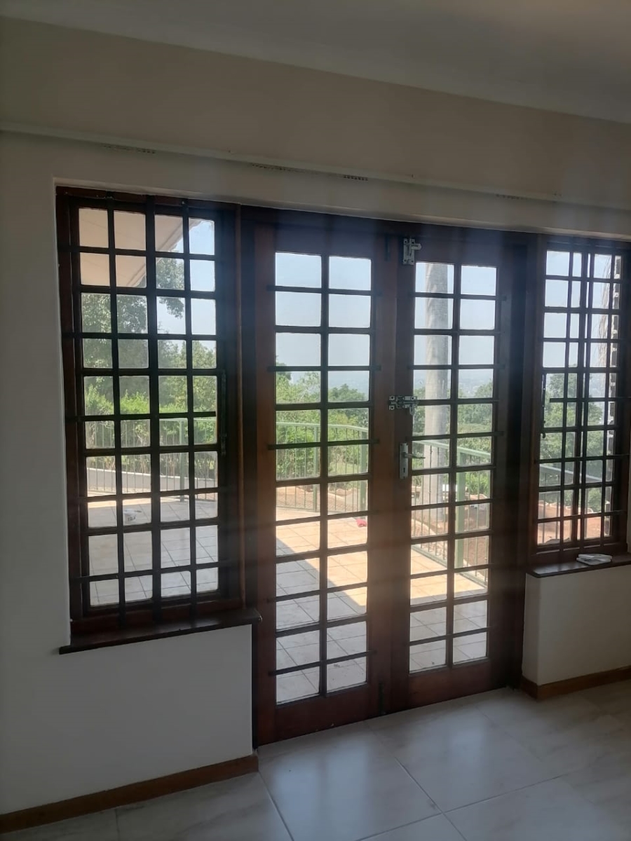 To Let 3 Bedroom Property for Rent in Dawncliffe KwaZulu-Natal
