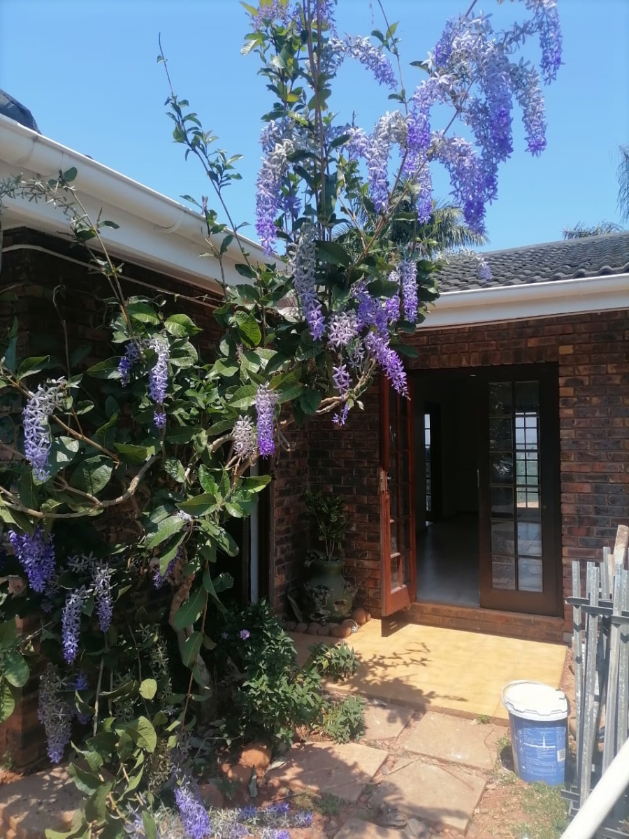 To Let 3 Bedroom Property for Rent in Dawncliffe KwaZulu-Natal