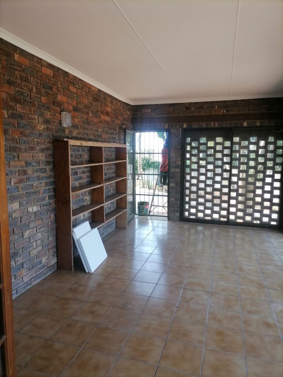 To Let 3 Bedroom Property for Rent in Dawncliffe KwaZulu-Natal