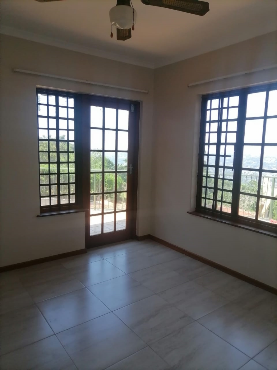 To Let 3 Bedroom Property for Rent in Dawncliffe KwaZulu-Natal