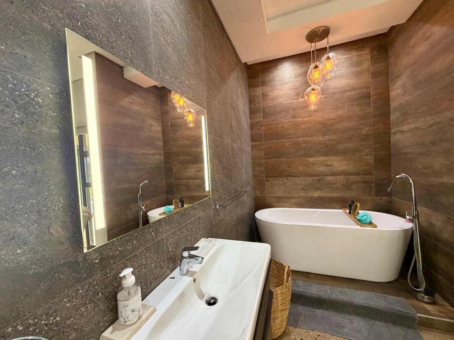 4 Bedroom Property for Sale in Zini River Estate KwaZulu-Natal