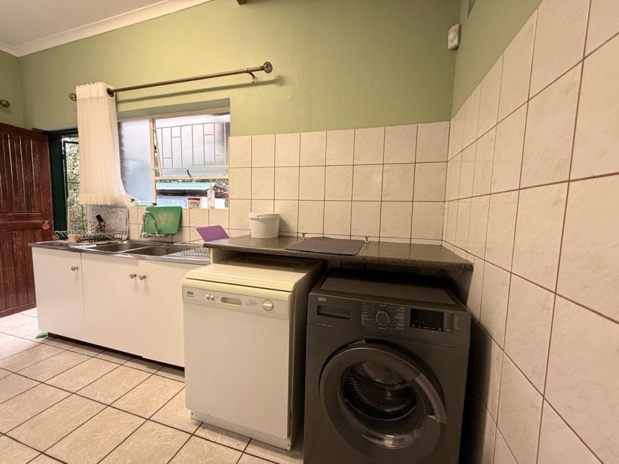 4 Bedroom Property for Sale in Aviary Hill KwaZulu-Natal