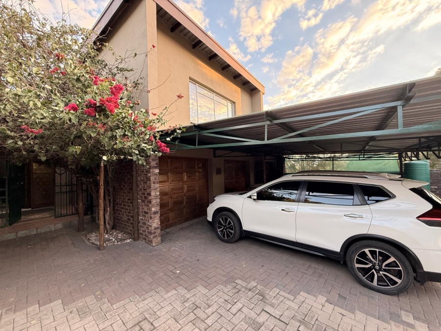 4 Bedroom Property for Sale in Aviary Hill KwaZulu-Natal