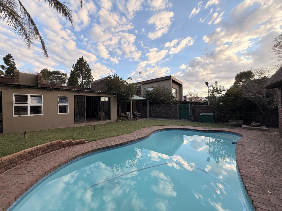 4 Bedroom Property for Sale in Aviary Hill KwaZulu-Natal
