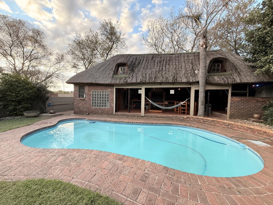 4 Bedroom Property for Sale in Aviary Hill KwaZulu-Natal