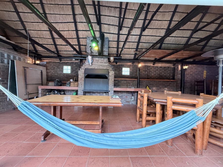 4 Bedroom Property for Sale in Aviary Hill KwaZulu-Natal