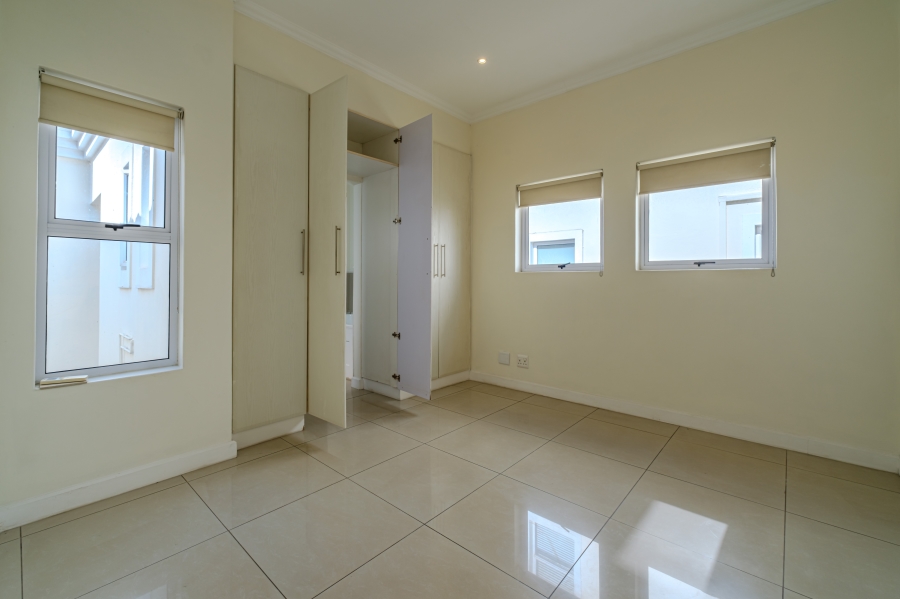 To Let 3 Bedroom Property for Rent in La Lucia KwaZulu-Natal