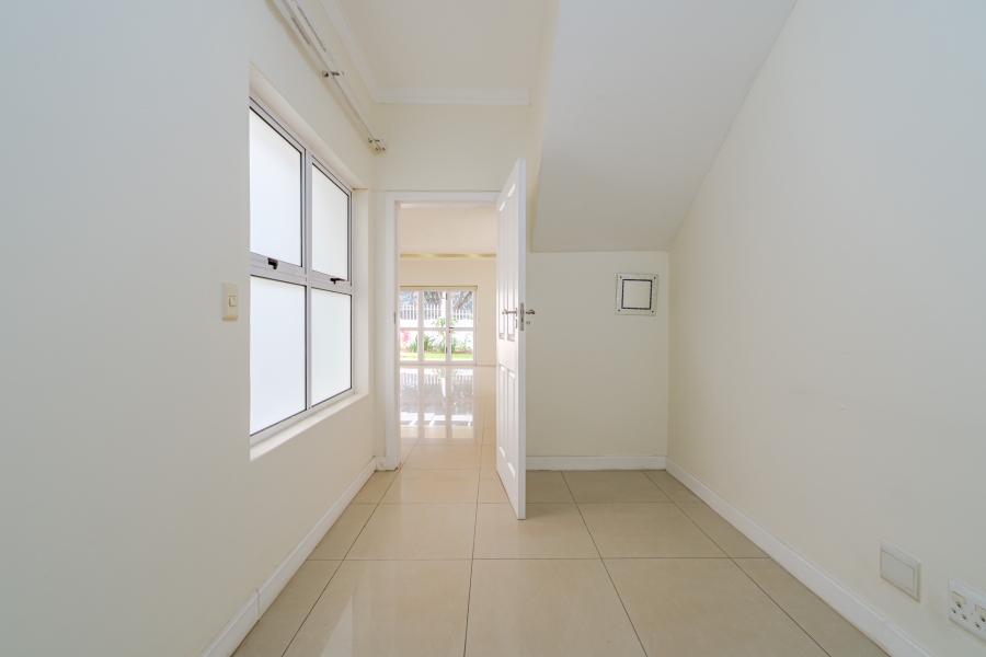To Let 3 Bedroom Property for Rent in La Lucia KwaZulu-Natal