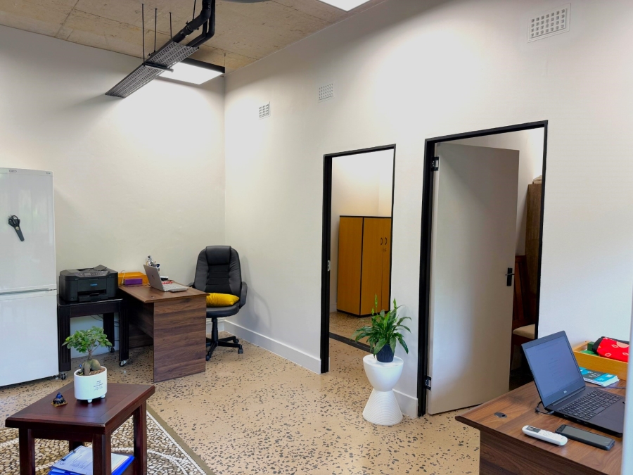 To Let Commercial Property for Rent in Simbithi Eco Estate KwaZulu-Natal