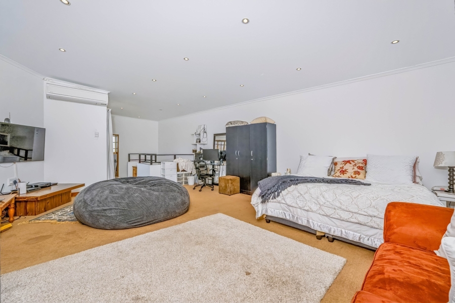 4 Bedroom Property for Sale in Morningside KwaZulu-Natal