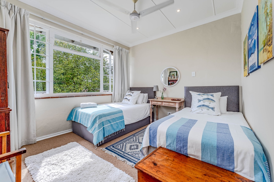 4 Bedroom Property for Sale in Cowies Hill KwaZulu-Natal