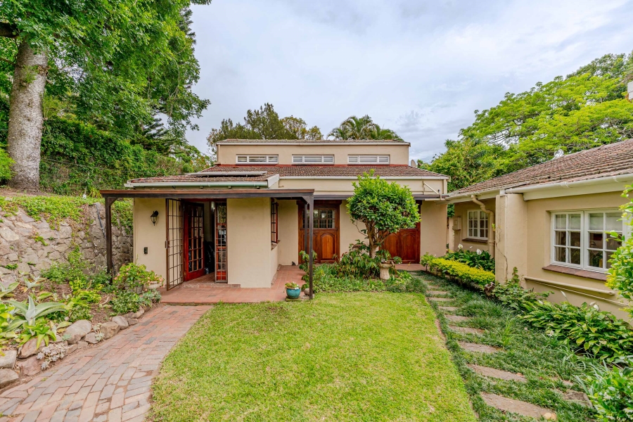 4 Bedroom Property for Sale in Cowies Hill KwaZulu-Natal