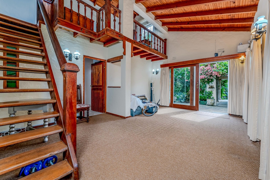 4 Bedroom Property for Sale in Cowies Hill KwaZulu-Natal
