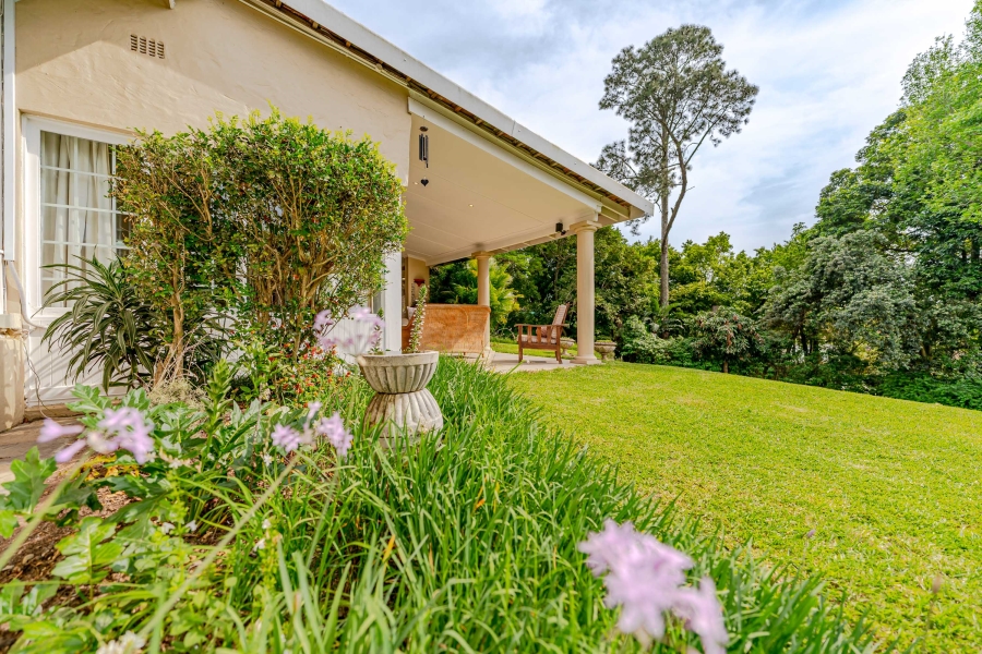 4 Bedroom Property for Sale in Cowies Hill KwaZulu-Natal