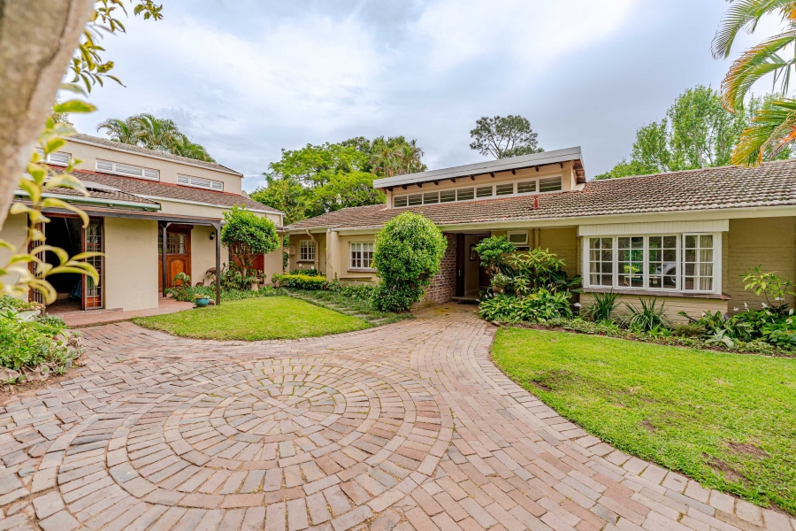 4 Bedroom Property for Sale in Cowies Hill KwaZulu-Natal