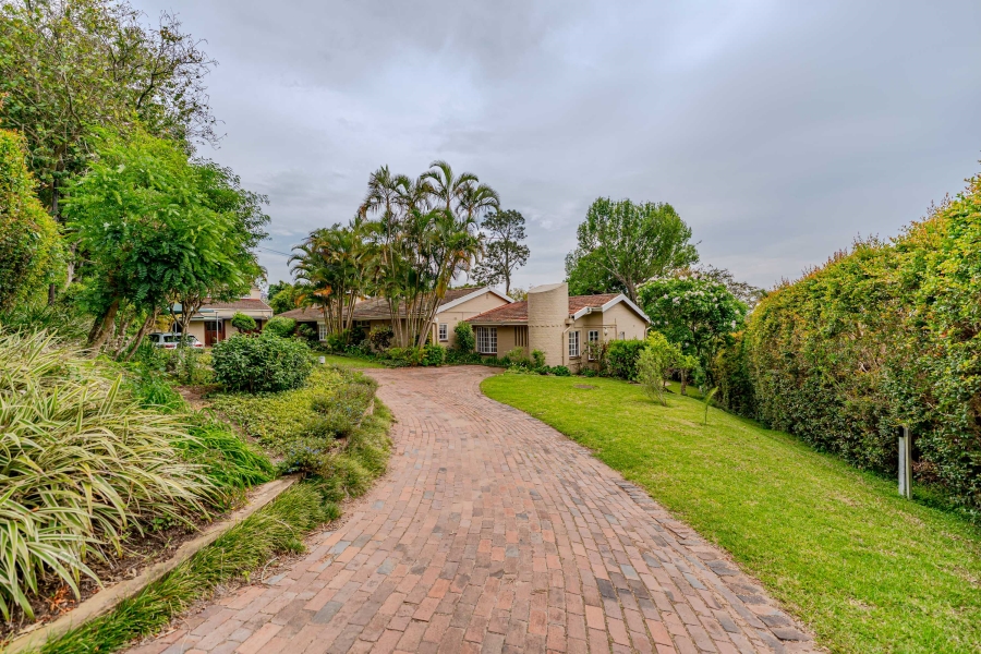 4 Bedroom Property for Sale in Cowies Hill KwaZulu-Natal