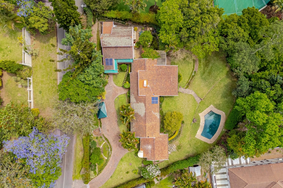 4 Bedroom Property for Sale in Cowies Hill KwaZulu-Natal