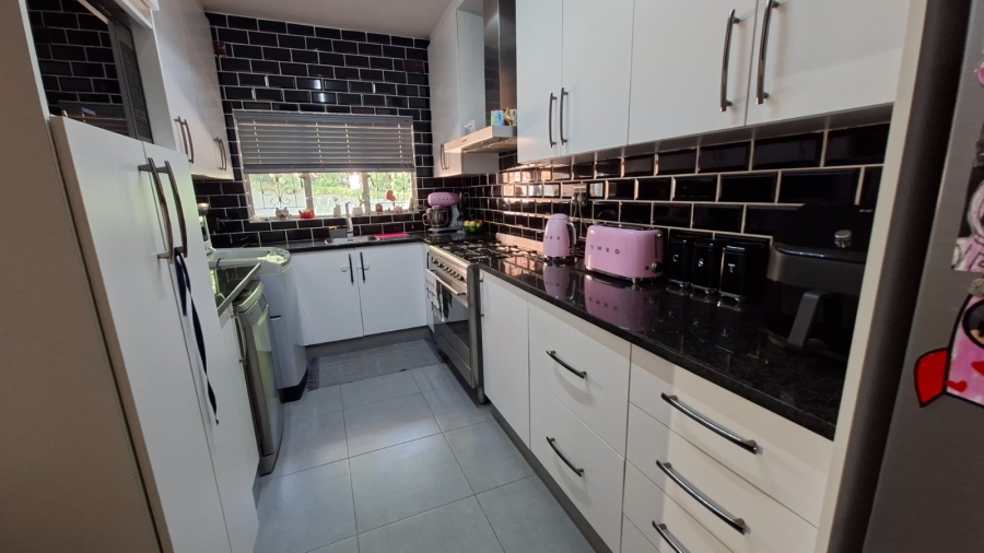 2 Bedroom Property for Sale in Clarendon KwaZulu-Natal
