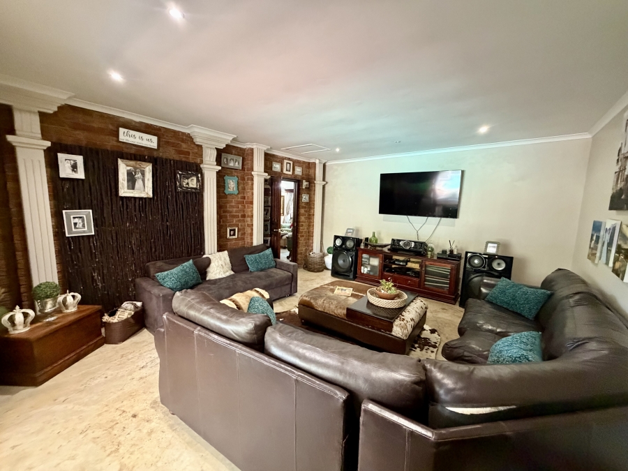 4 Bedroom Property for Sale in Hayfields KwaZulu-Natal
