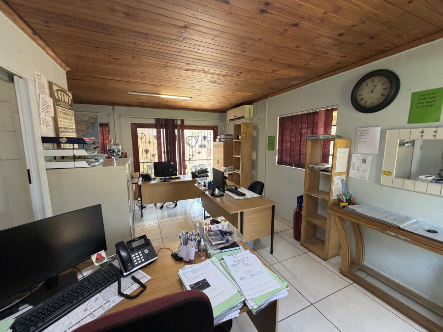 4 Bedroom Property for Sale in Hayfields KwaZulu-Natal