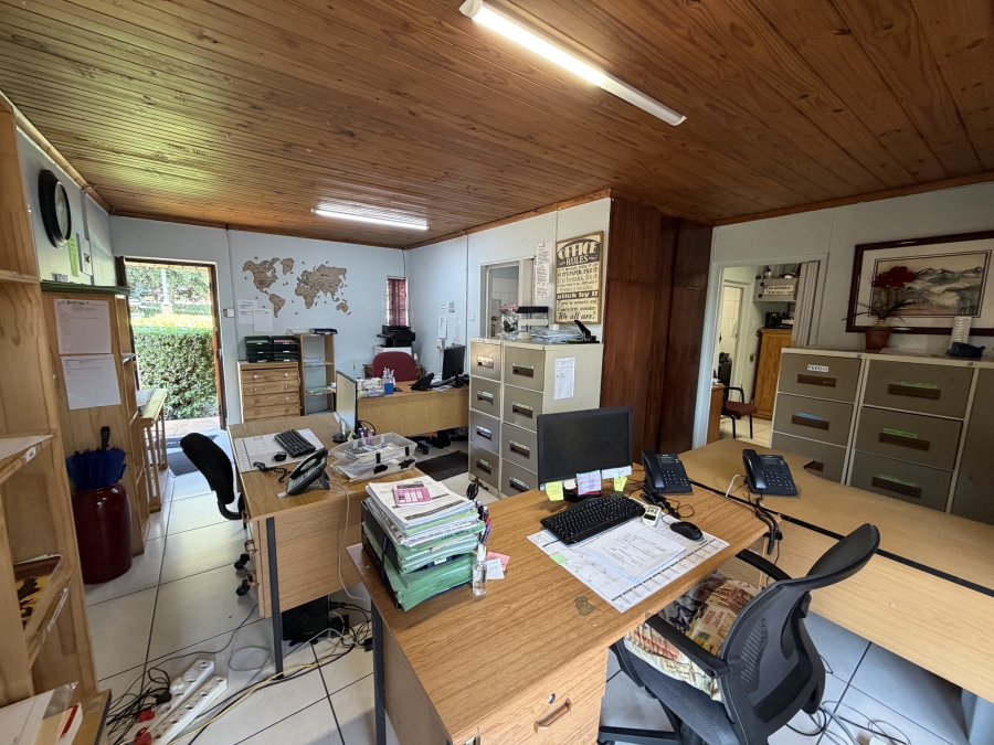 4 Bedroom Property for Sale in Hayfields KwaZulu-Natal