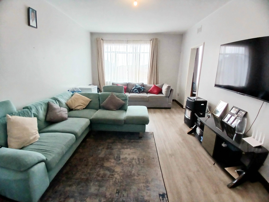 2 Bedroom Property for Sale in Glenwood KwaZulu-Natal