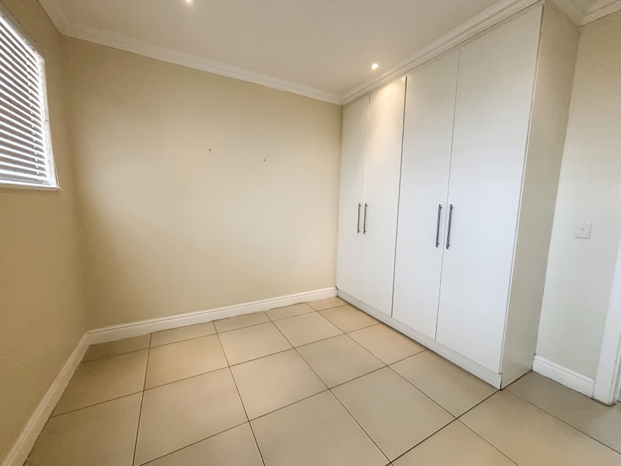 To Let 2 Bedroom Property for Rent in La Lucia KwaZulu-Natal