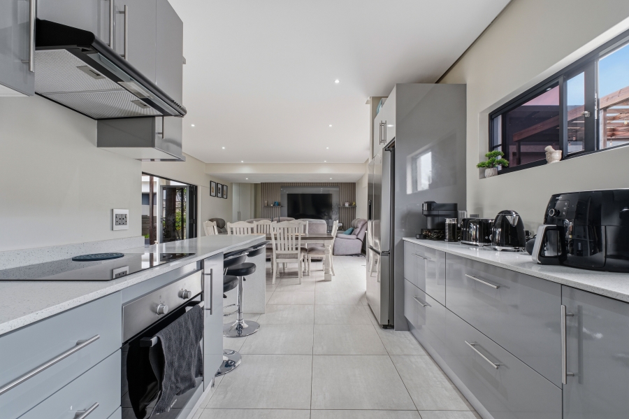 3 Bedroom Property for Sale in Palm Lakes Estate KwaZulu-Natal