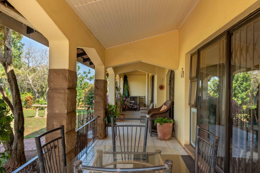 4 Bedroom Property for Sale in Amanzimtoti KwaZulu-Natal