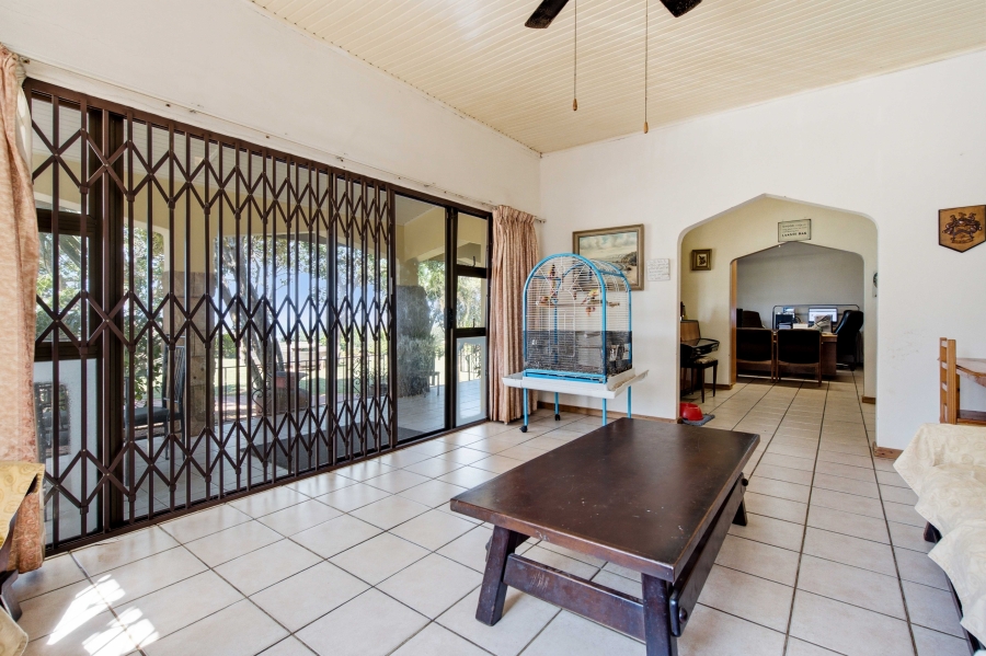 4 Bedroom Property for Sale in Amanzimtoti KwaZulu-Natal
