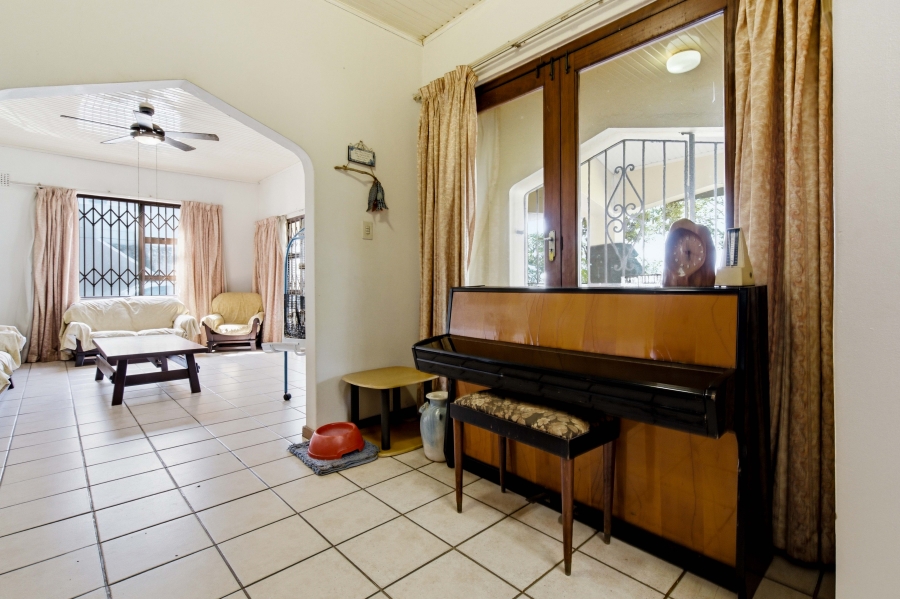4 Bedroom Property for Sale in Amanzimtoti KwaZulu-Natal