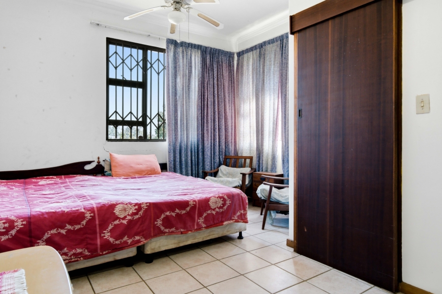 4 Bedroom Property for Sale in Amanzimtoti KwaZulu-Natal