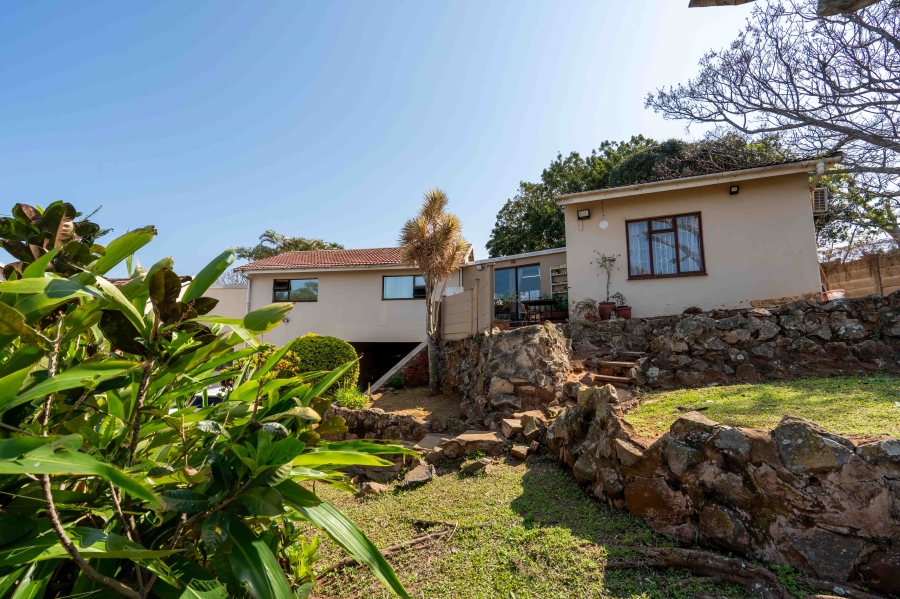 4 Bedroom Property for Sale in Amanzimtoti KwaZulu-Natal