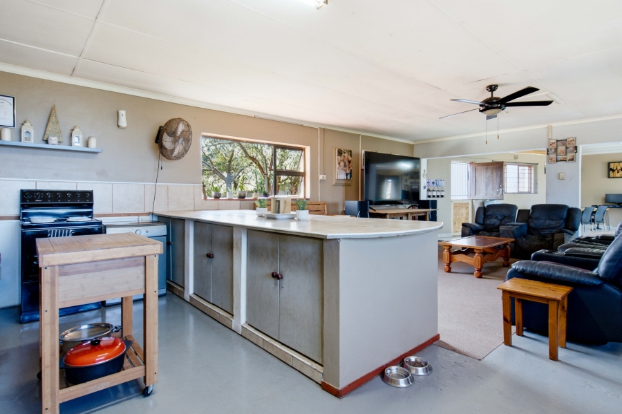 4 Bedroom Property for Sale in Amanzimtoti KwaZulu-Natal