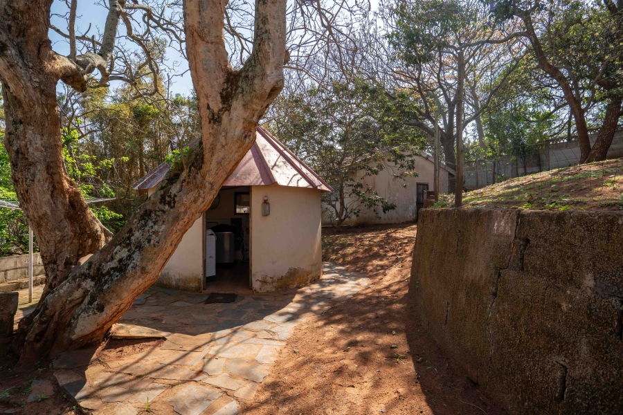 4 Bedroom Property for Sale in Amanzimtoti KwaZulu-Natal