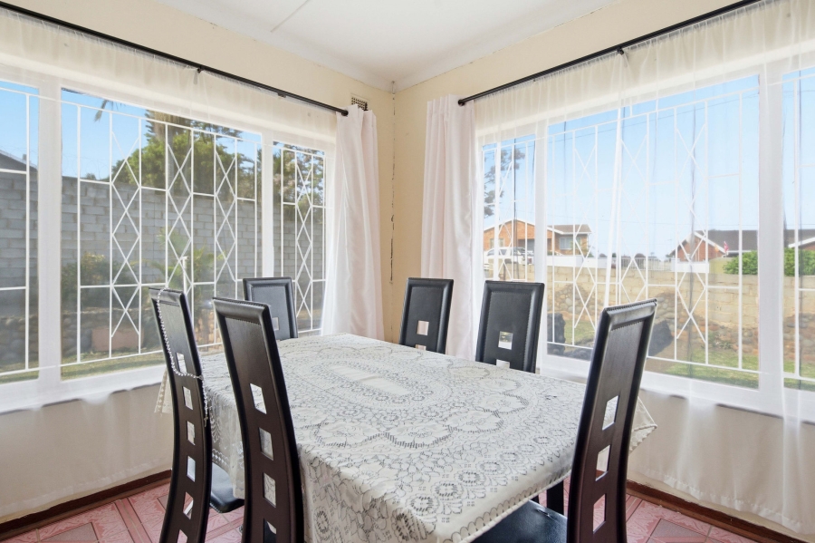 4 Bedroom Property for Sale in Naidooville KwaZulu-Natal