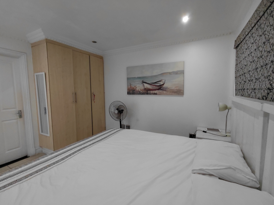 1 Bedroom Property for Sale in Point Waterfront KwaZulu-Natal