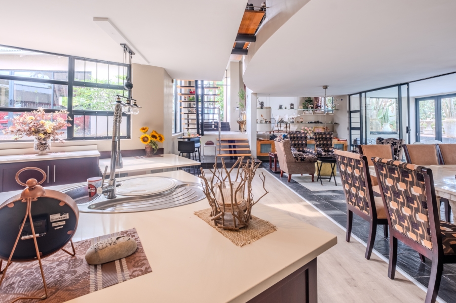 To Let 5 Bedroom Property for Rent in Umhlanga KwaZulu-Natal