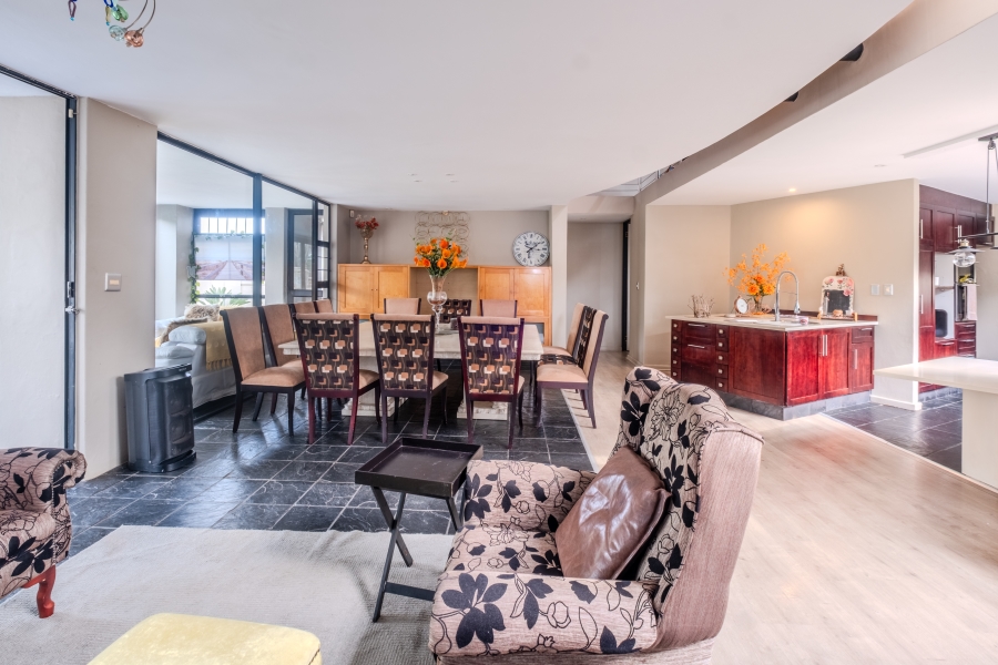 To Let 5 Bedroom Property for Rent in Umhlanga KwaZulu-Natal