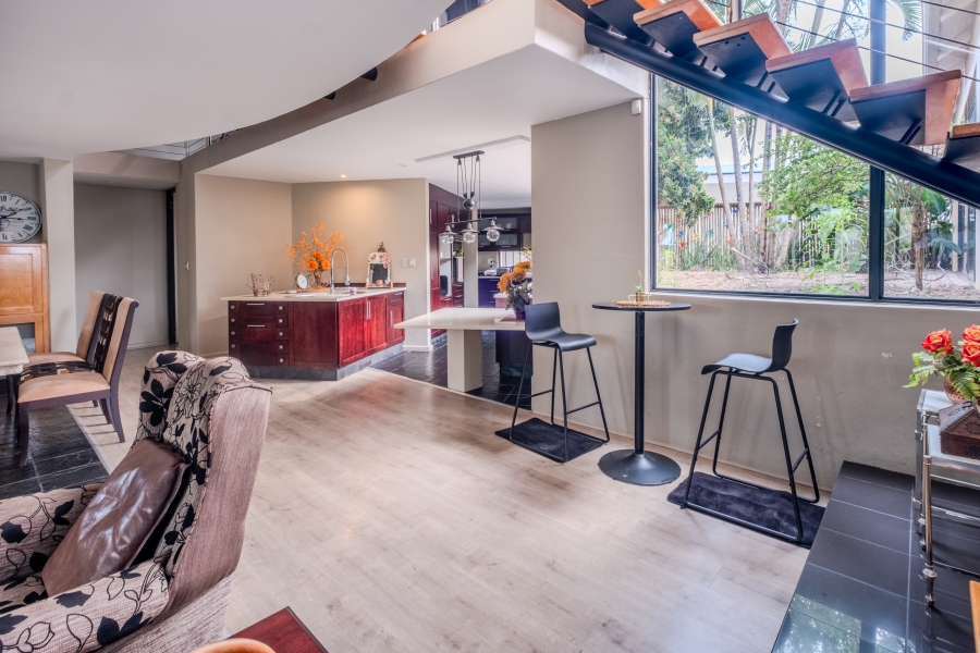 To Let 5 Bedroom Property for Rent in Umhlanga KwaZulu-Natal