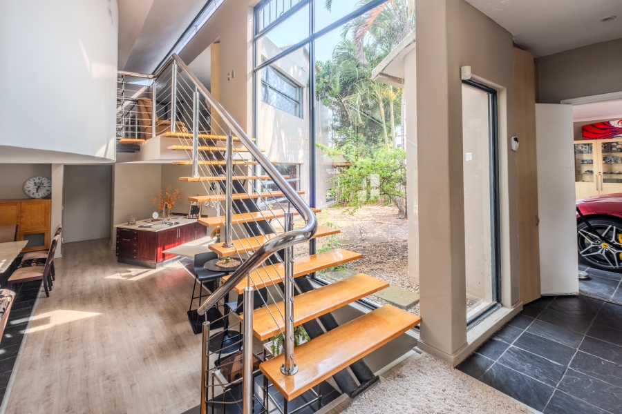 To Let 5 Bedroom Property for Rent in Umhlanga KwaZulu-Natal