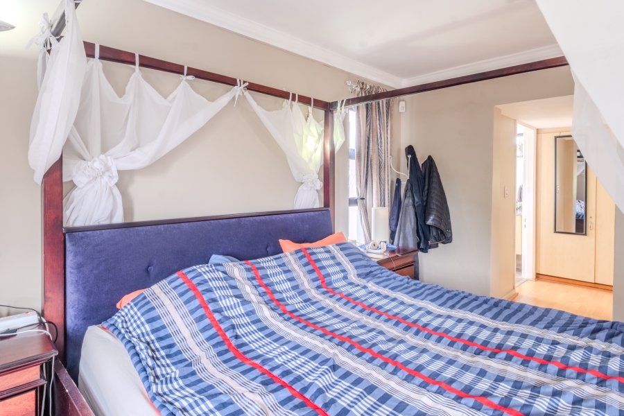 To Let 5 Bedroom Property for Rent in Umhlanga KwaZulu-Natal