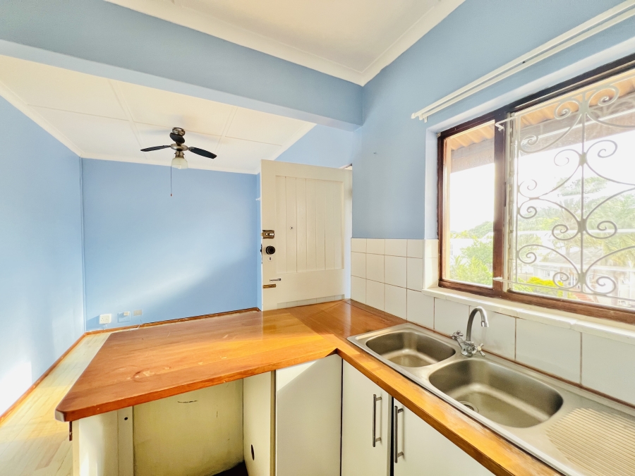 To Let 2 Bedroom Property for Rent in Windermere KwaZulu-Natal