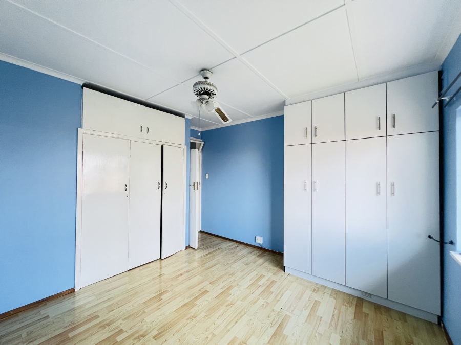 To Let 2 Bedroom Property for Rent in Windermere KwaZulu-Natal