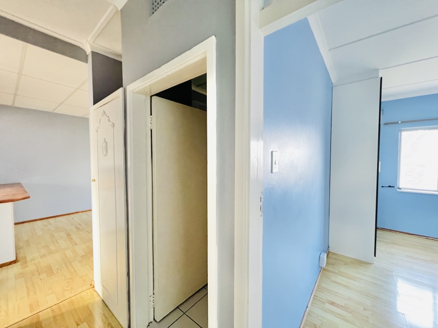 To Let 2 Bedroom Property for Rent in Windermere KwaZulu-Natal
